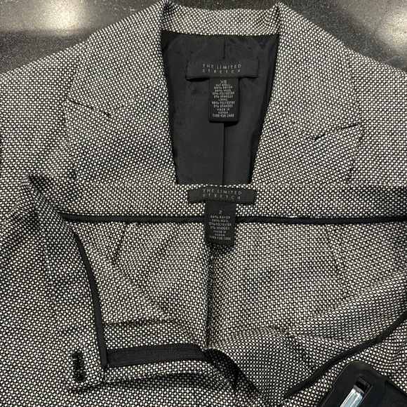 The Limited Gray Women's Blazer & matching pants - Picture 2 of 7